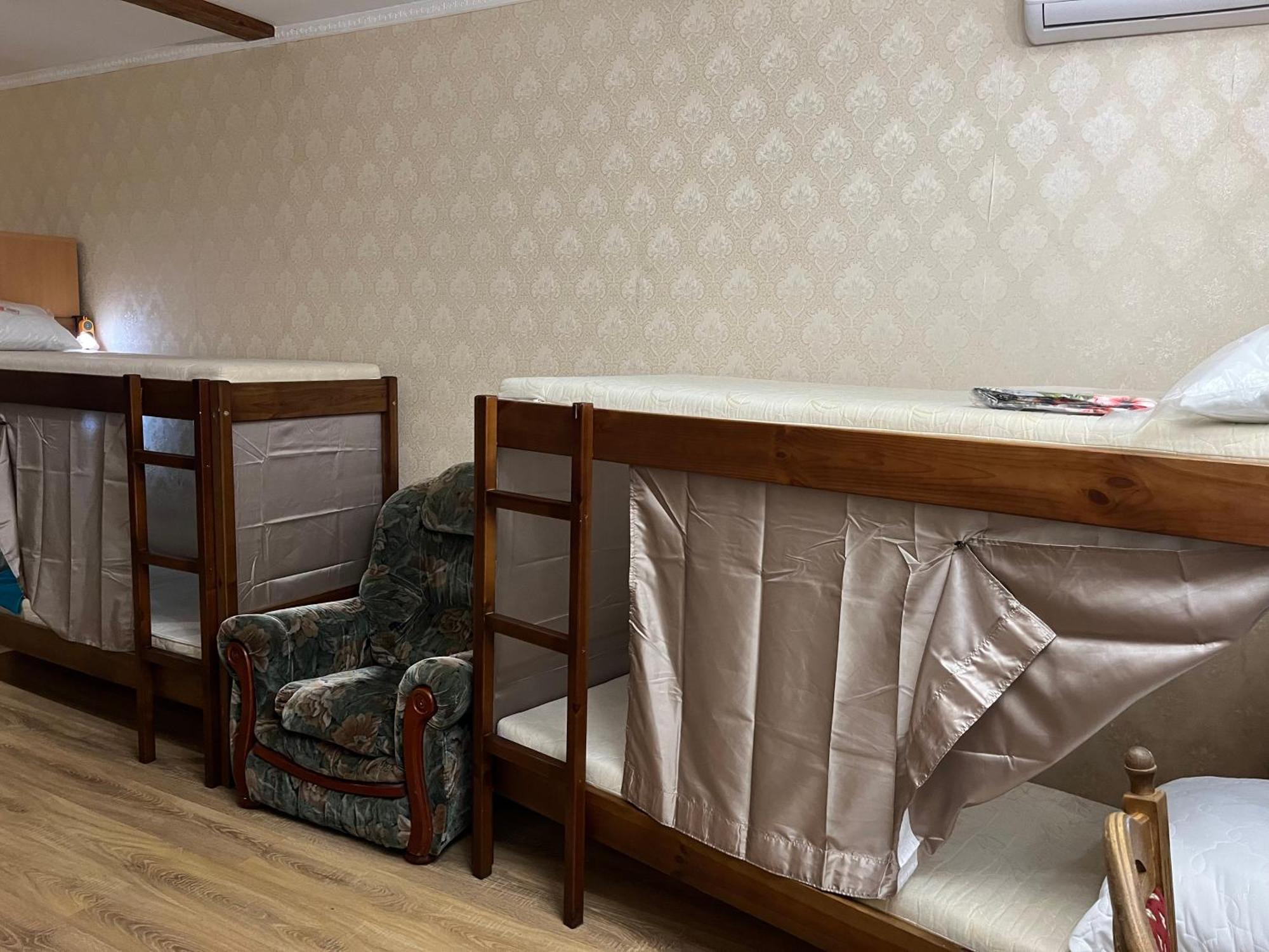 Ararat-Osokorki Hostel Kijów Zewnętrze zdjęcie
