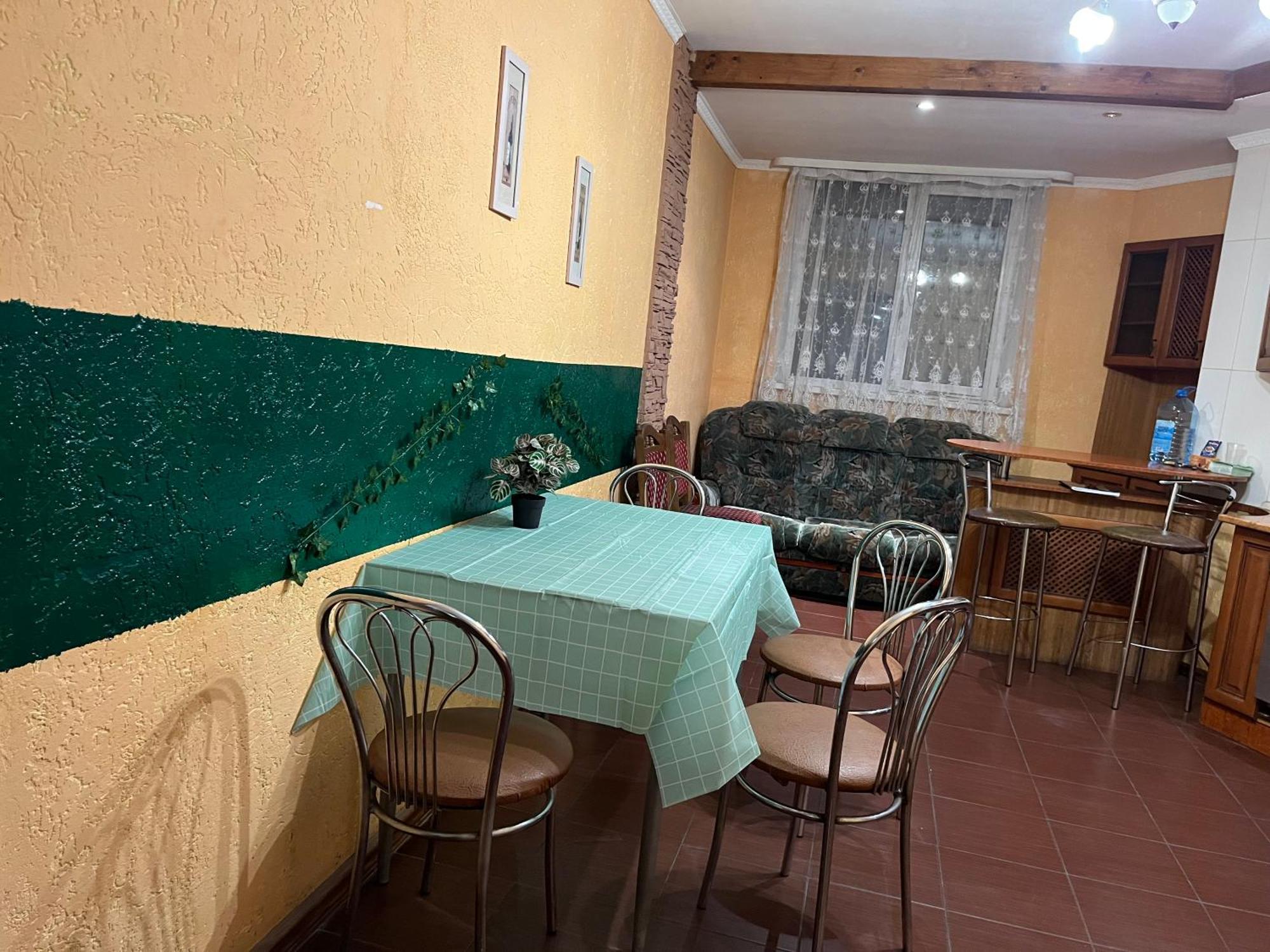 Ararat-Osokorki Hostel Kijów Zewnętrze zdjęcie